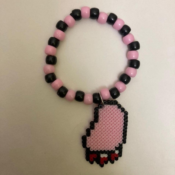 Handmade Gloomybear Bracelet - Picture 3 of 4